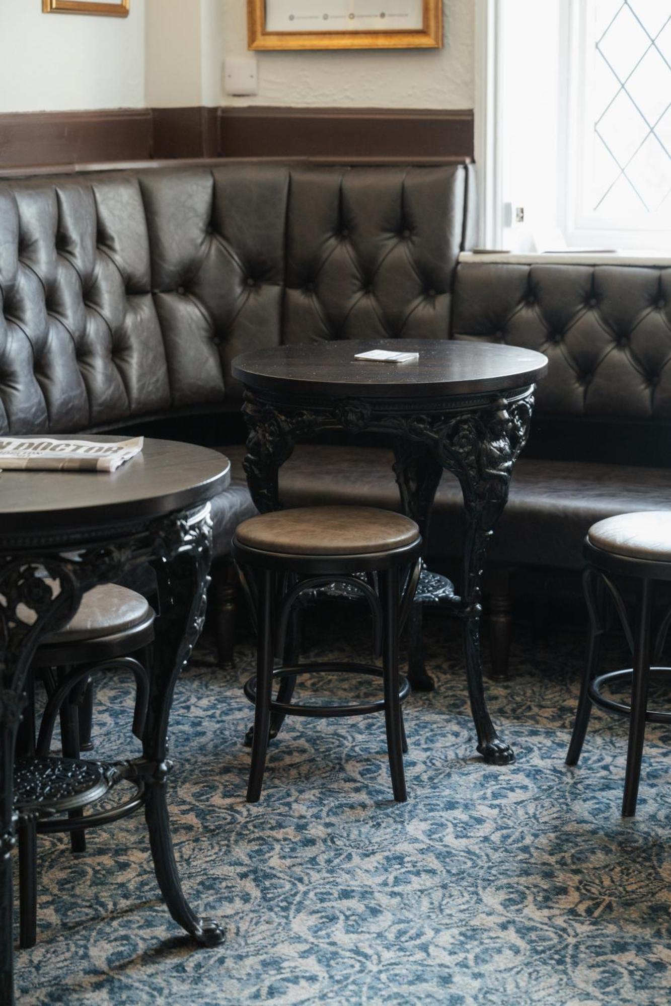 Black Dog Inn Болтън Екстериор снимка