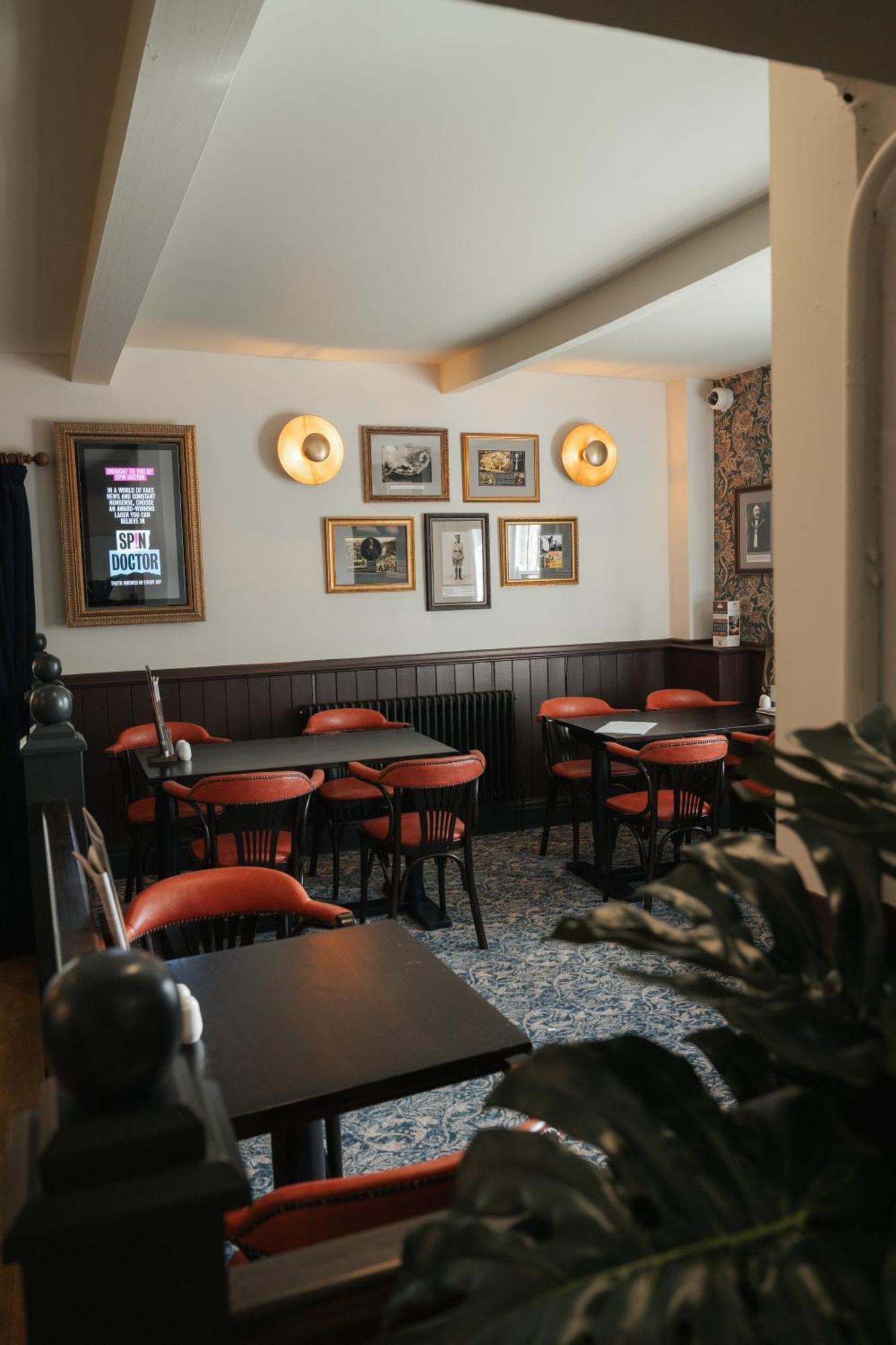 Black Dog Inn Болтън Екстериор снимка