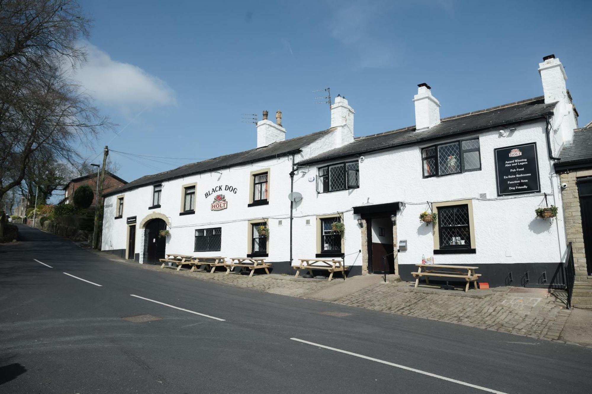Black Dog Inn Болтън Екстериор снимка